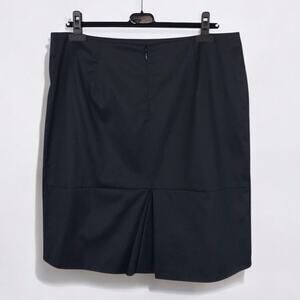 Akris NWT Black Skirt Pencil Strait Ruffle Knee Length $695 Retail Size 14